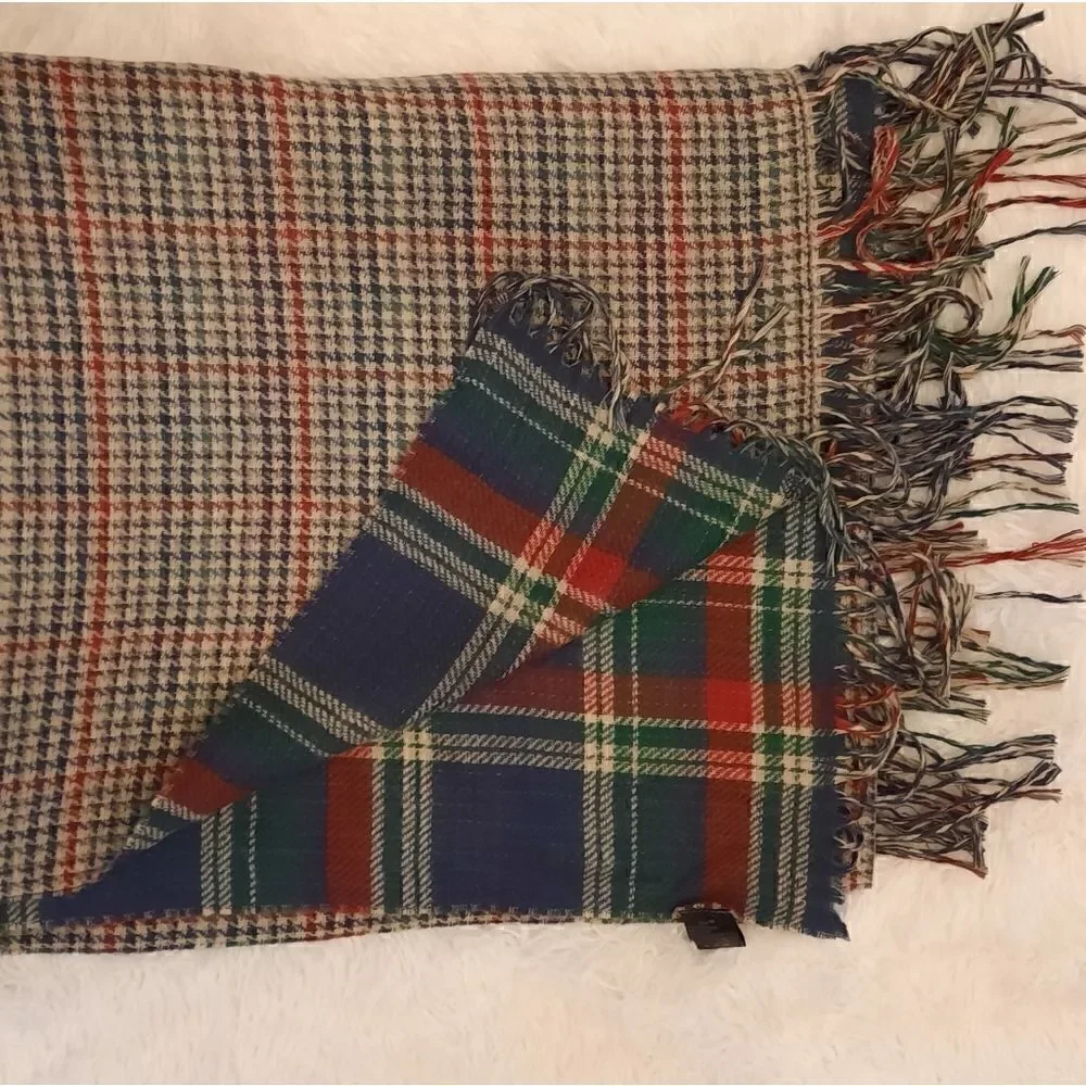 D&Y Plaid Scarf/Wrap/Throw